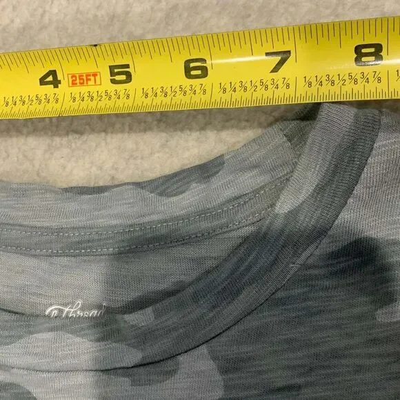 Universal Thread - Picture 8 of 8